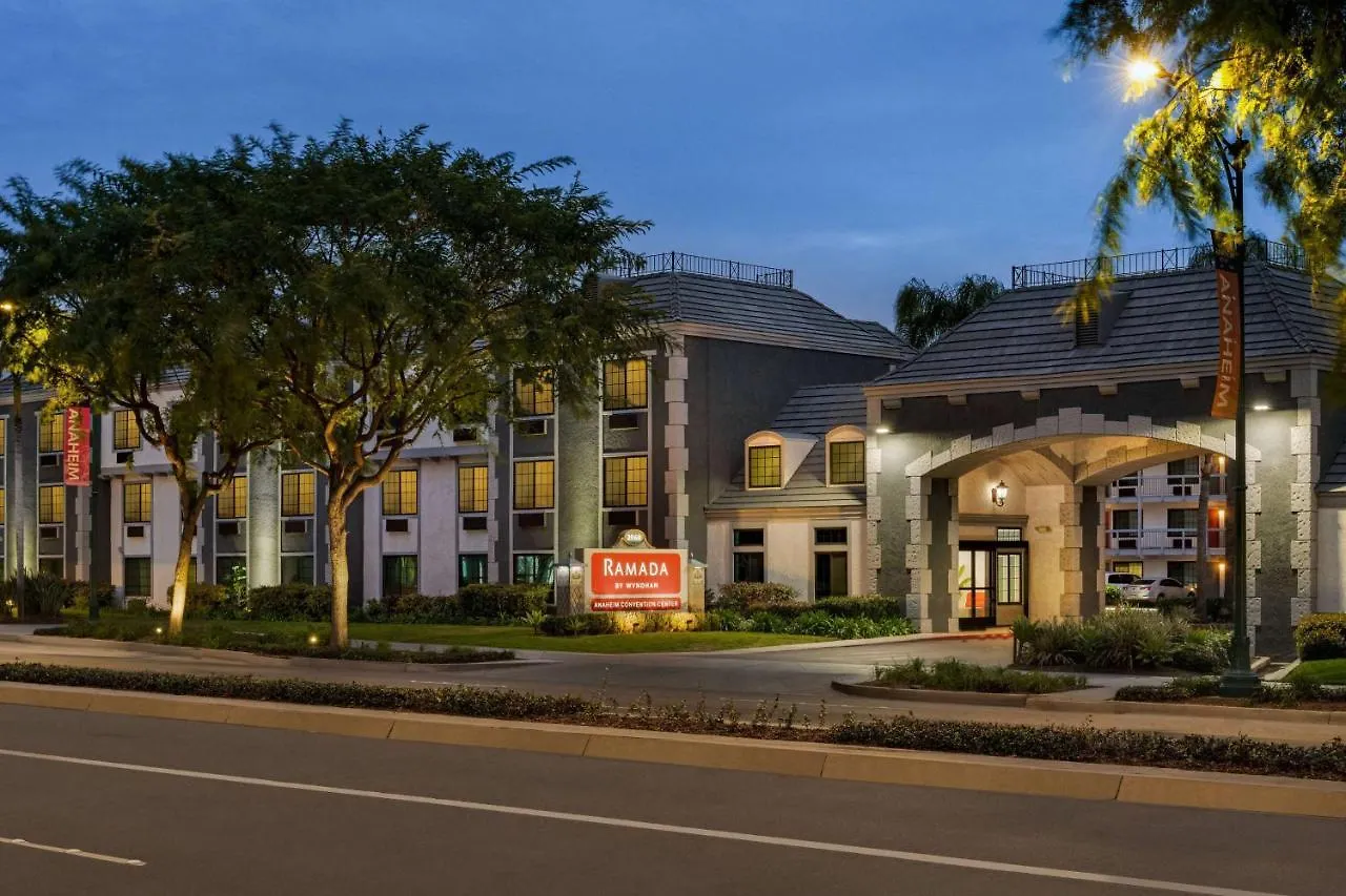 Hotel Ramada By Wyndham Anaheim Convention Center Stati Uniti