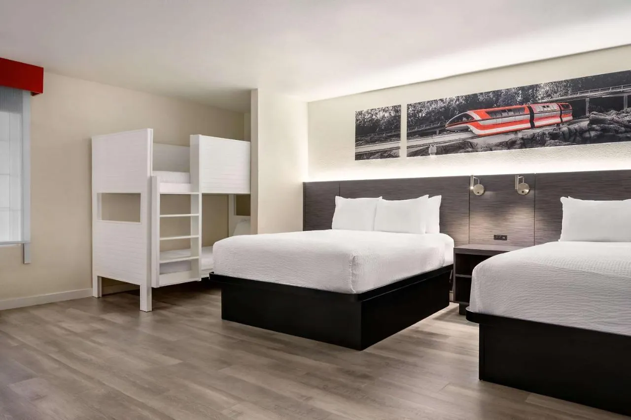 Hotel Ramada By Wyndham Anaheim Convention Center